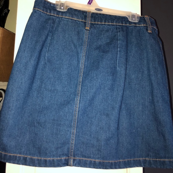 H&M Button Up Jean Skirt - Picture 3 of 4